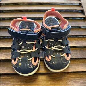 Carter's Navy Pink Floral Closed-Toe Sandal Sneakers Toddler Size 8